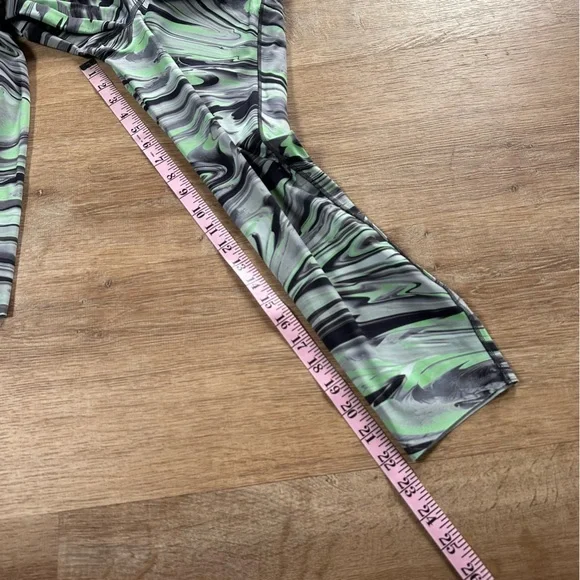 Lululemon Base Pace High-Rise Crop 23" Size 8 Paint Glide Warp Multi - Picture 9 of 11